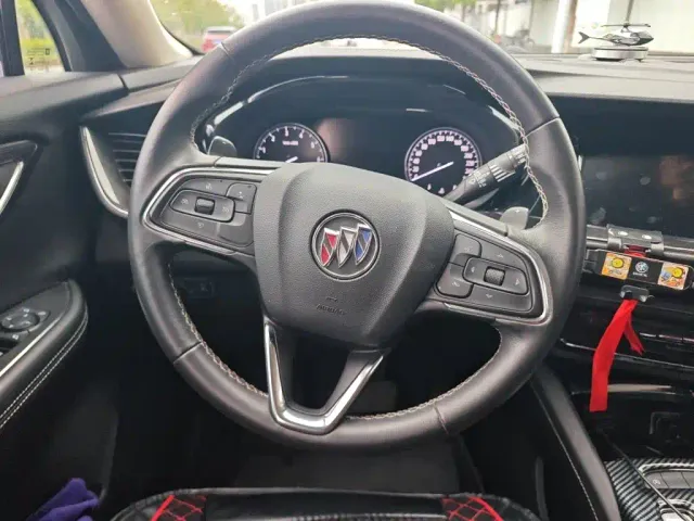 Buick Envision S — Фото автомобиля 11