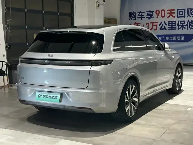 Li Auto Li Auto L7 2023 Pro — Фото автомобиля 9