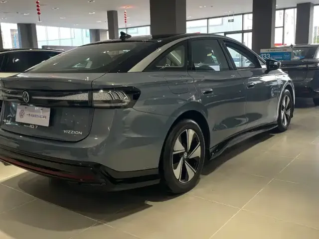 Volkswagen ID.7 Vizzion — Фото автомобиля 13