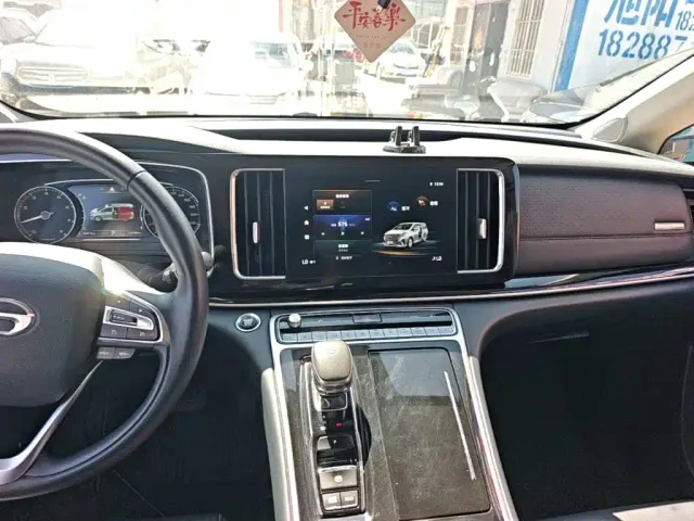GAC Trumpchi M8 — Фото автомобиля 12