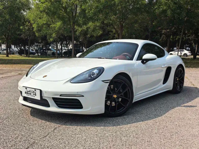 Фотография автомобиля — Porsche 718