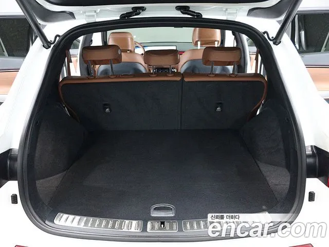 Genesis GV70 — Фото автомобиля 20
