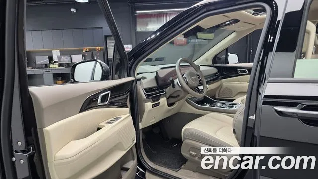 Kia Carnival — Фото автомобиля 15