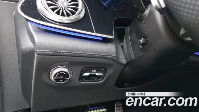 Mercedes-Benz EQS — Фото автомобиля 23