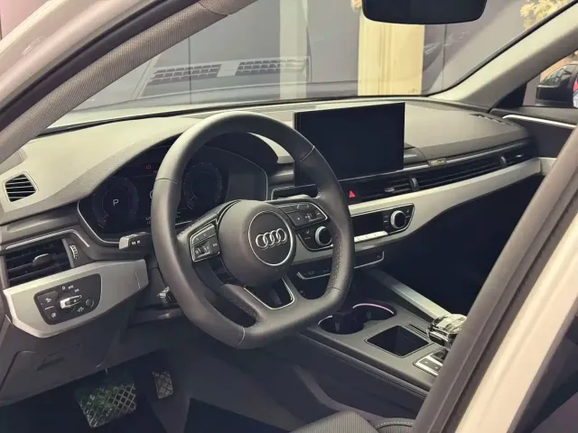 Audi Audi A4L 2022 40 TFSI Fashion Dynamic — Фото автомобиля 4