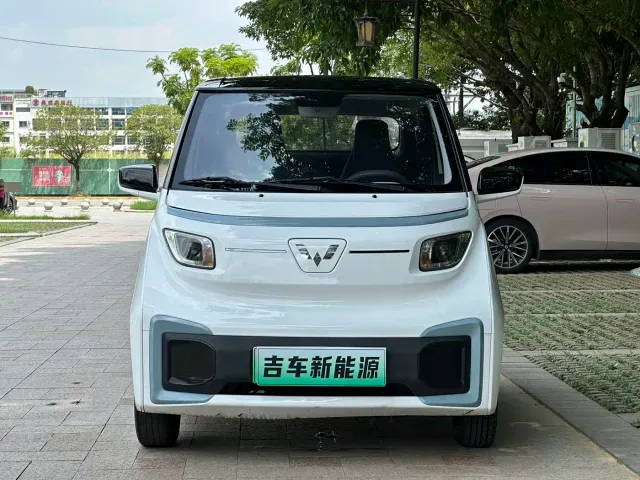 Wuling NanoEV — Фото автомобиля 3