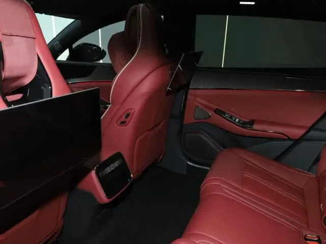 Denza Z9GT — Фото автомобиля 22