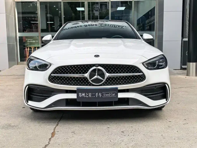 Mercedes-Benz C-Class — Фото автомобиля 2