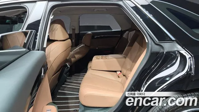 Hyundai Grandeur GN7 — Фото автомобиля 16