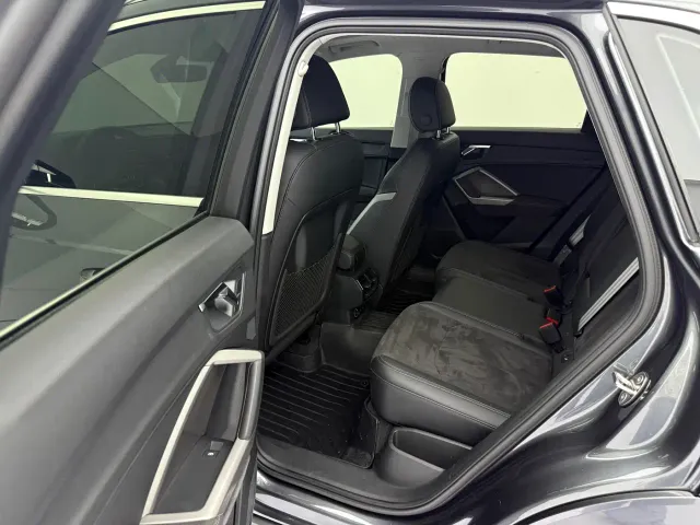 Audi Q3 — Фото автомобиля 15