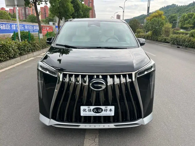 GAC Trumpchi M8 — Фото автомобиля 2