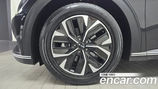 Kia EV6 Long Range — Фото автомобиля 3