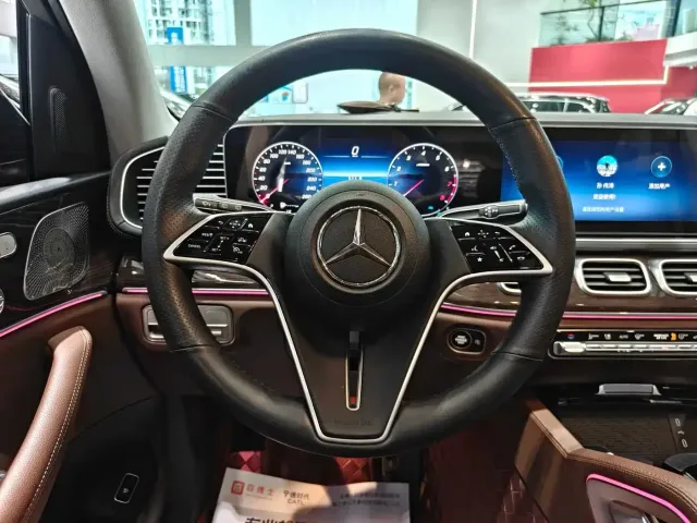 Mercedes-Benz GLE-Class — Фото автомобиля 15