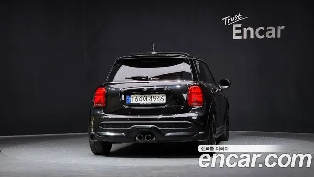 MINI Cooper — Фото автомобиля 4