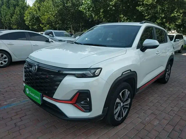 Фотография автомобиля — Changan CS35 Plus