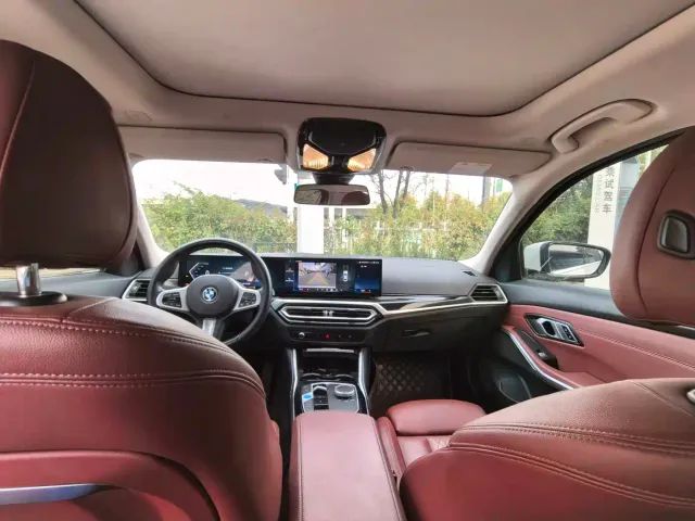 BMW i3 — Фото автомобиля 17