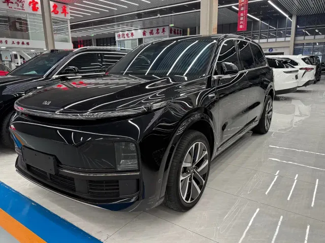 Фотография автомобиля — Li Auto L9