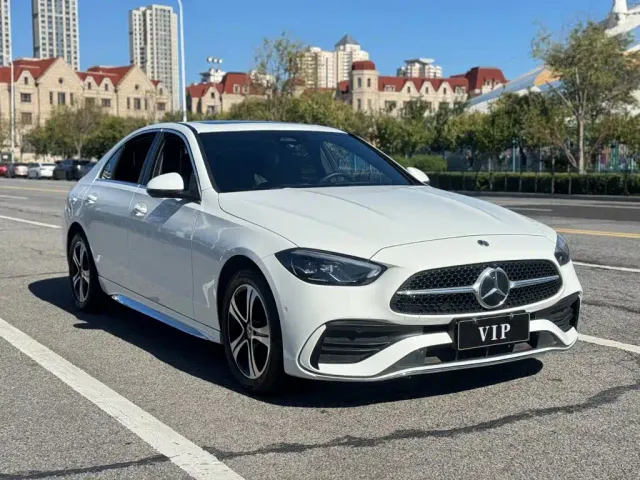 Mercedes-Benz C-Class — Фото автомобиля 2