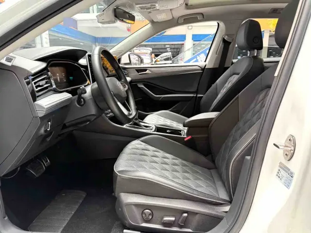 Volkswagen Sagitar — Фото автомобиля 8