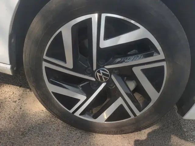 Volkswagen Sagitar 2023 300TSI DSG Surpassing Edition — Фото автомобиля 6