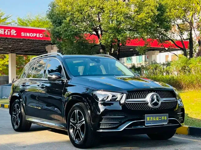 Mercedes-Benz GLE-Class — Фото автомобиля 3