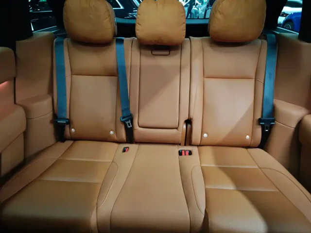 Li Auto L7 — Фото автомобиля 26