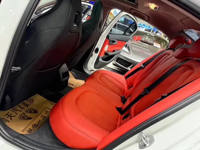 BMW 1 Series — Фото автомобиля 12
