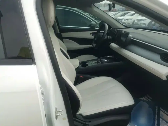 BYD Seal 05 DM-i — Фото автомобиля 24
