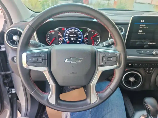 Chevrolet Trailblazer — Фото автомобиля 6