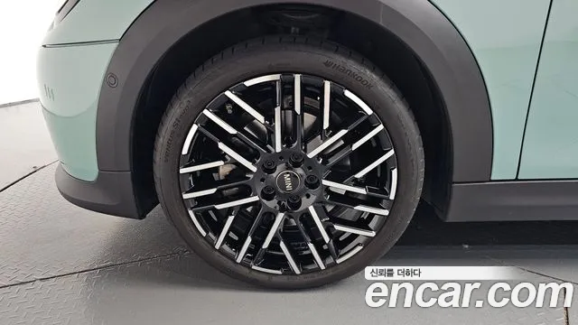 MINI Cooper 4th Gen — Фото автомобиля 5