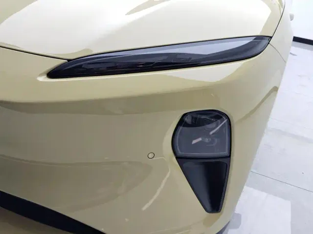Nio ET5 Touring — Фото автомобиля 5