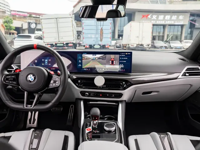 BMW M3 — Фото автомобиля 5