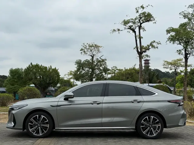 Chery Arrizo 8 — Фото автомобиля 7