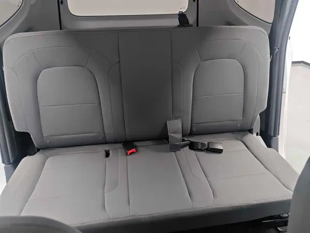 Wuling Hongguang — Фото автомобиля 9