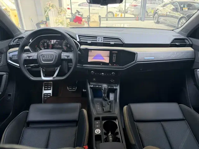 Audi Q3 — Фото автомобиля 9
