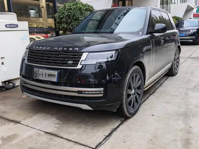 Фотография автомобиля — Land Rover Range Rover