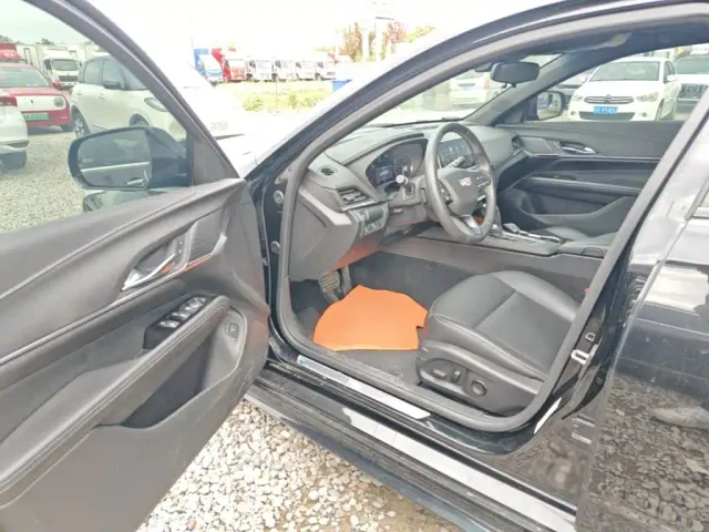 Cadillac CT4 — Фото автомобиля 15