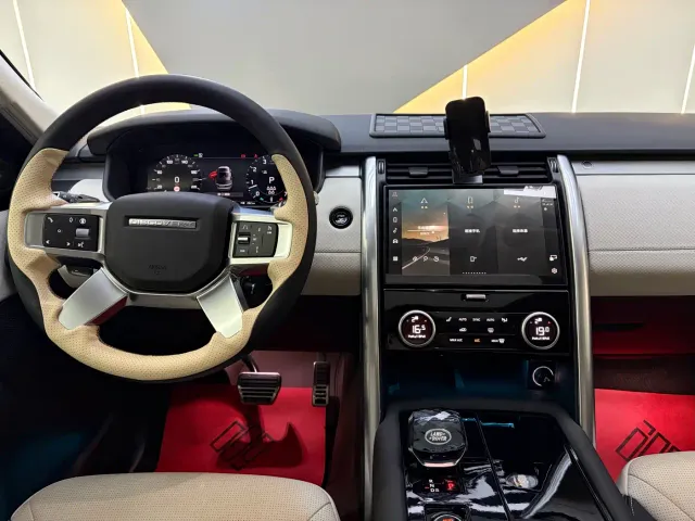 Land Rover Discovery — Фото автомобиля 22