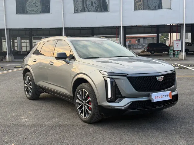Cadillac XT5 — Фото автомобиля 3