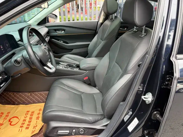 Honda Accord — Фото автомобиля 8