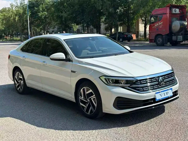 Volkswagen Sagitar — Фото автомобиля 3