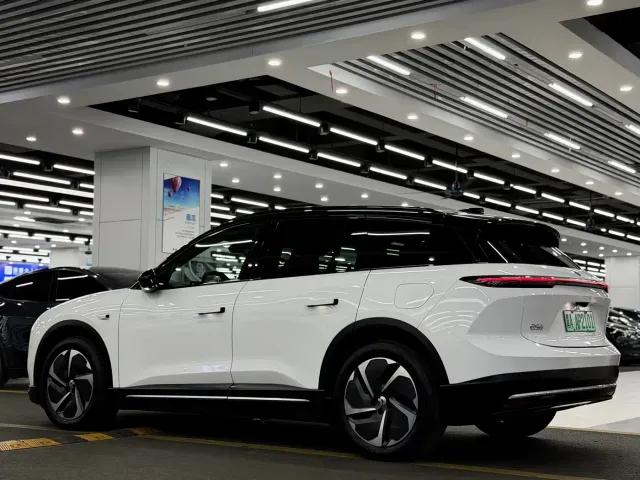 Nio ES6 — Фото автомобиля 7