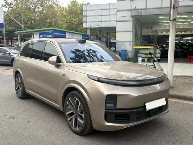 Li Auto L9 — Фото автомобиля 3