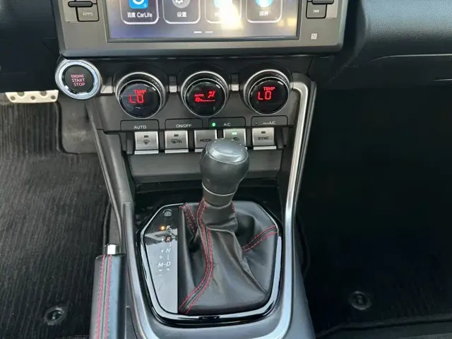 Subaru BRZ — Фото автомобиля 5
