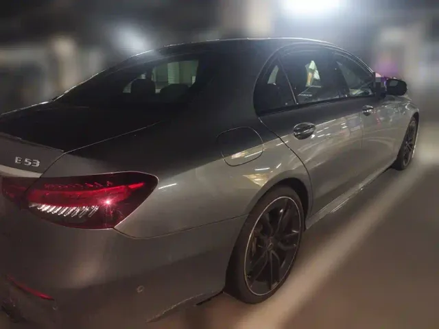 Mercedes-Benz E-Class AMG — Фото автомобиля 6