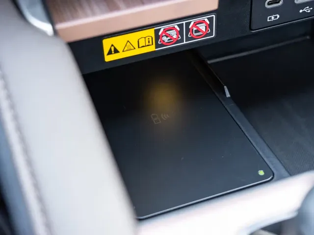 Lexus RX — Фото автомобиля 17