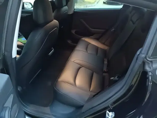Tesla Model 3 2022 Model Rear-Wheel Drive Version — Фото автомобиля 16