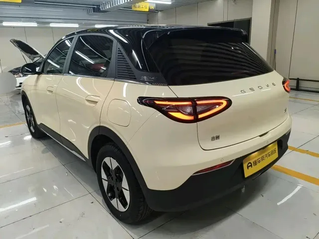 Geely Starry Wish — Фото автомобиля 3