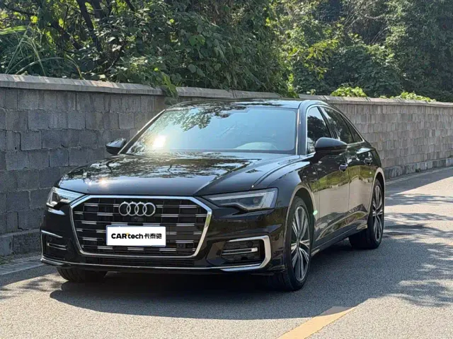 Фотография автомобиля — Audi A6L