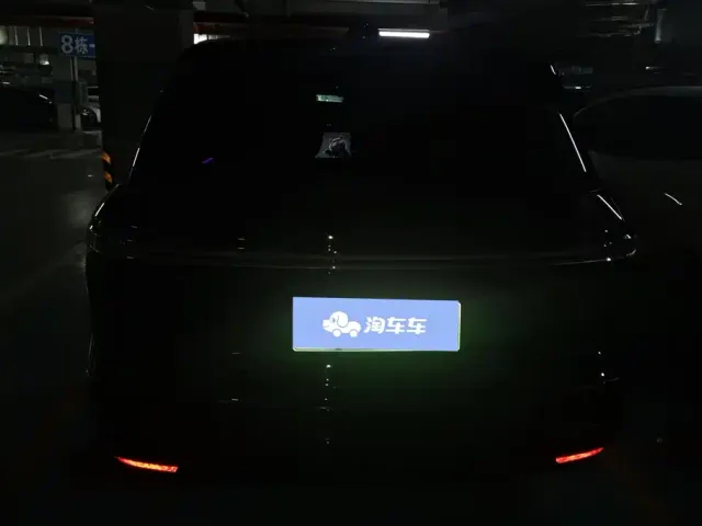 Nio ES8 — Фото автомобиля 4